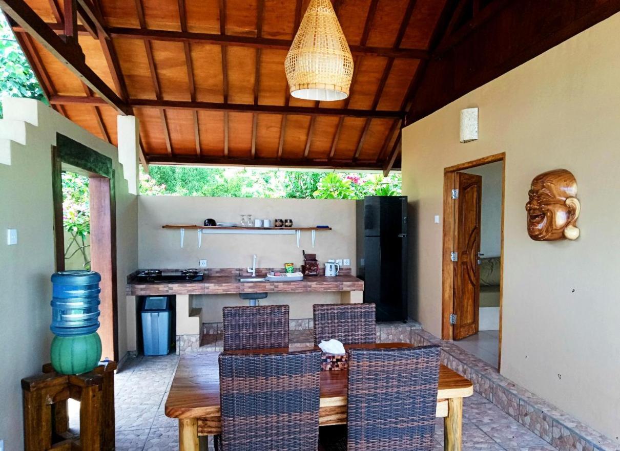 Bruce'S Hideout Hotel Bumbang Exterior photo