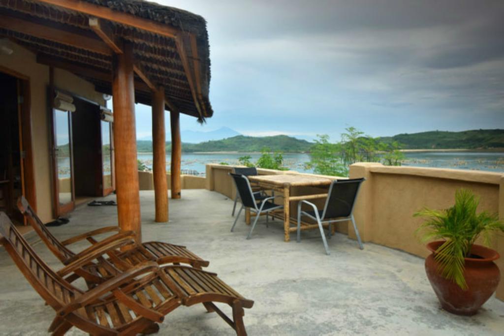 Bruce'S Hideout Hotel Bumbang Exterior photo